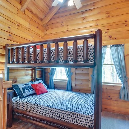 Lovely Gatlinburg Cabin With Private Hot Tub! Dış mekan fotoğraf