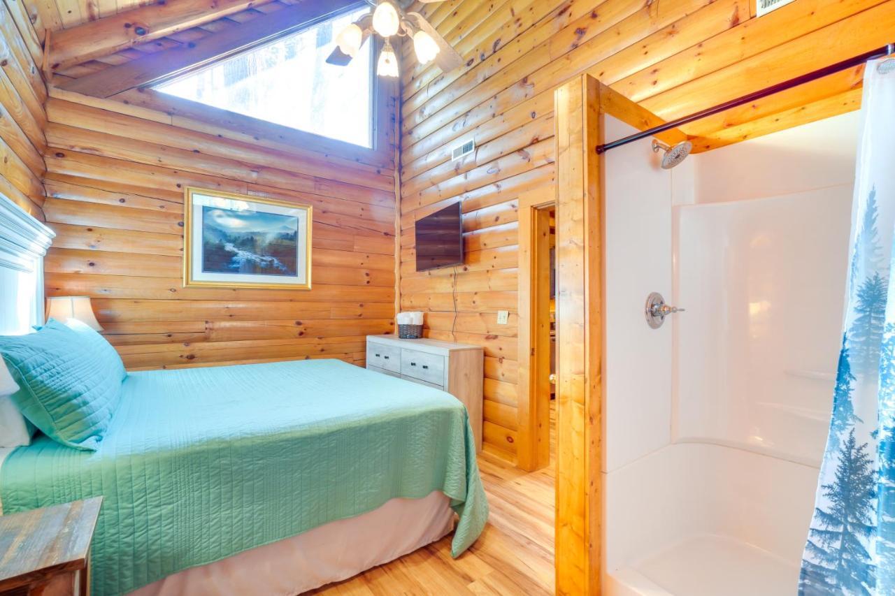 Lovely Gatlinburg Cabin With Private Hot Tub! Dış mekan fotoğraf