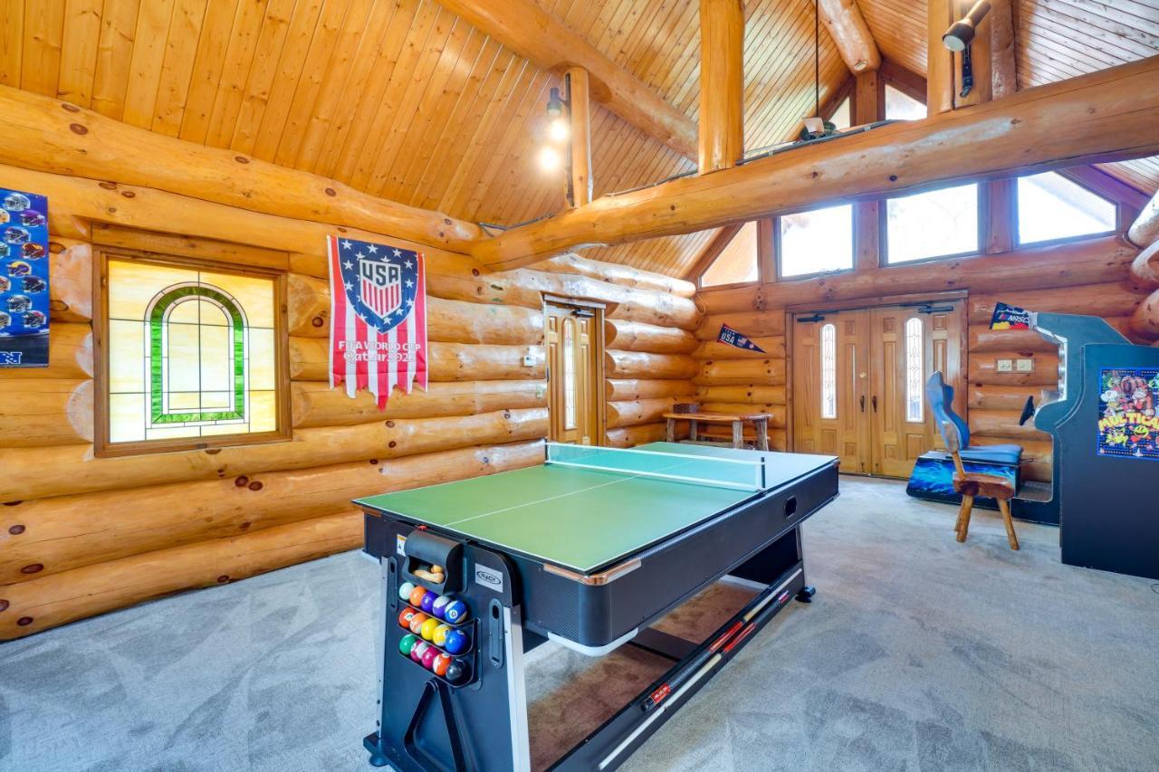 Lovely Gatlinburg Cabin With Private Hot Tub! Dış mekan fotoğraf