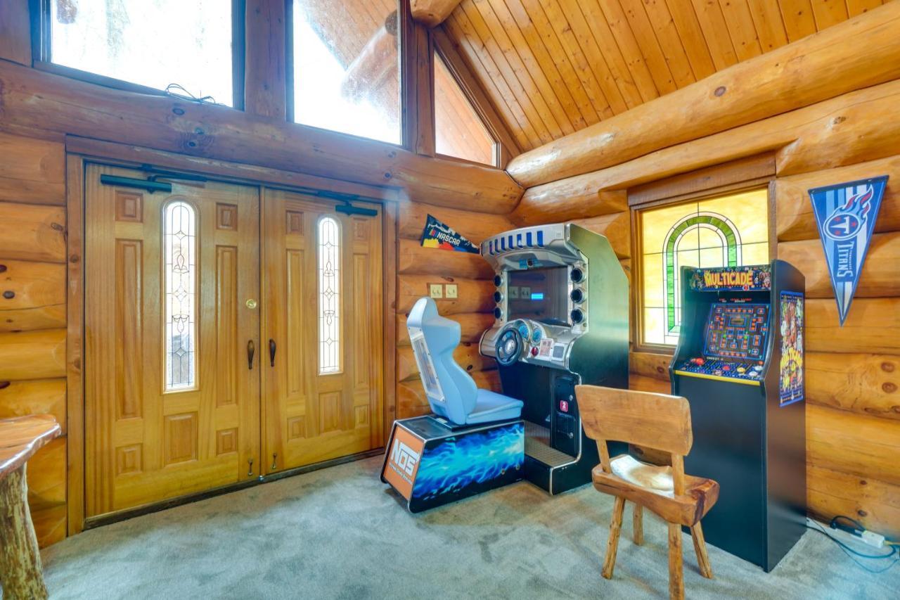 Lovely Gatlinburg Cabin With Private Hot Tub! Dış mekan fotoğraf