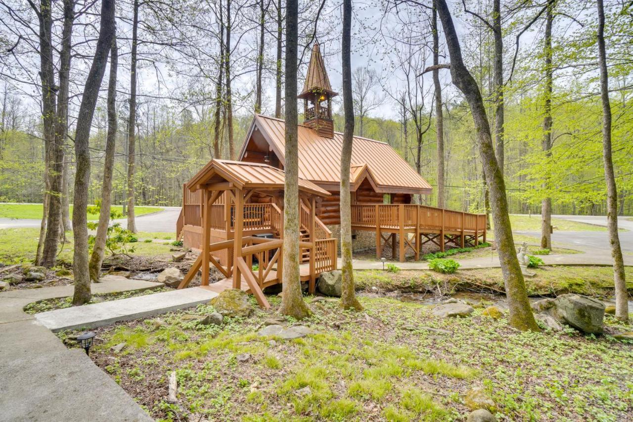 Lovely Gatlinburg Cabin With Private Hot Tub! Dış mekan fotoğraf